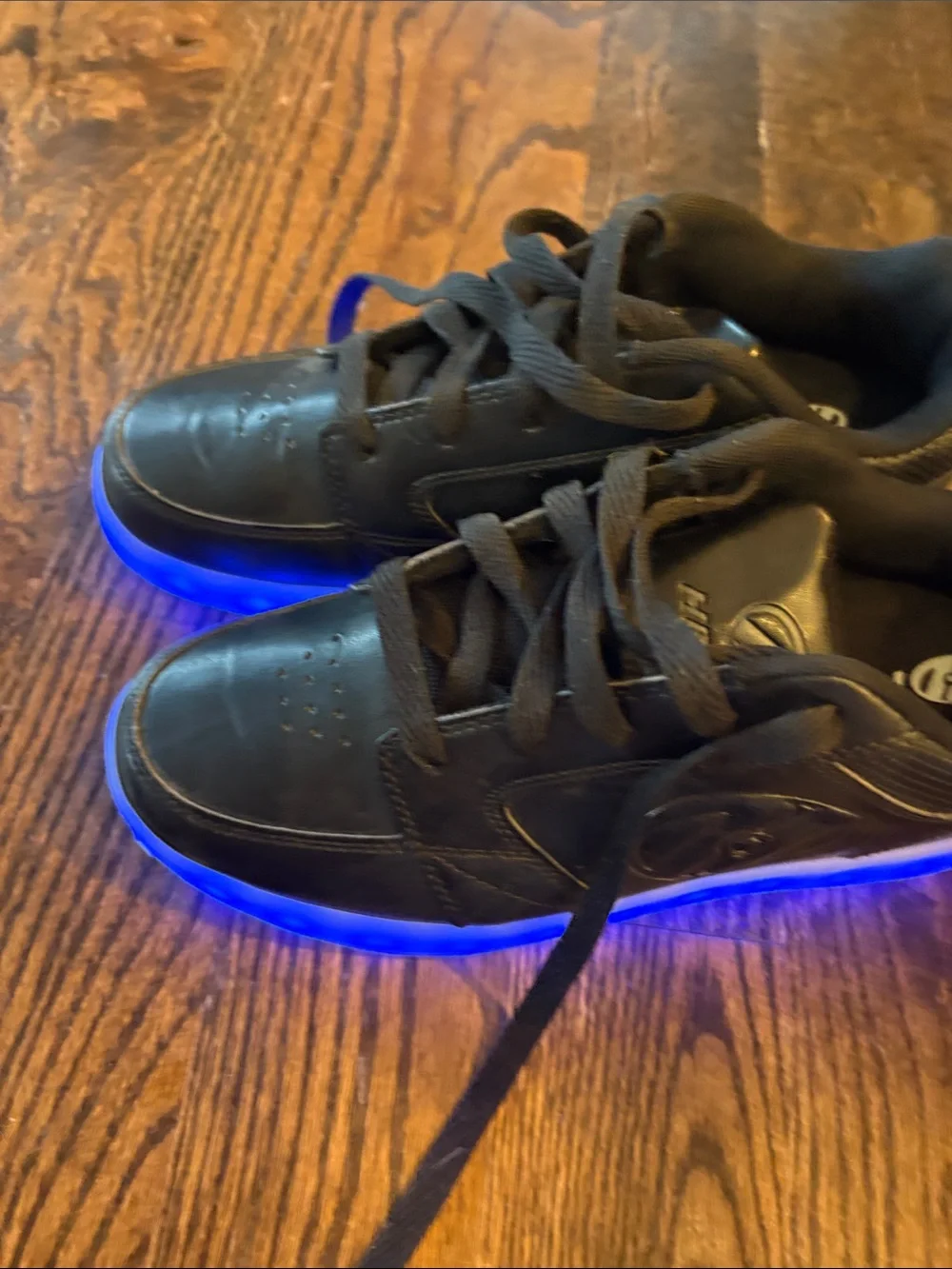 Healy's light-up Sneakers